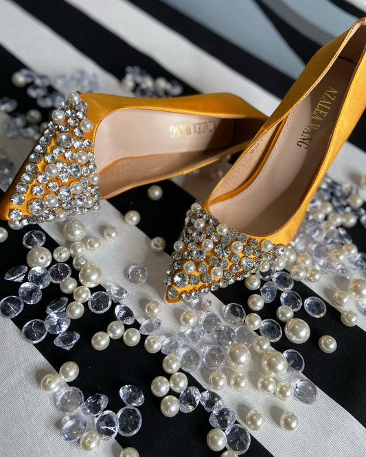 Tip Toeing in Pearls Stilettoes